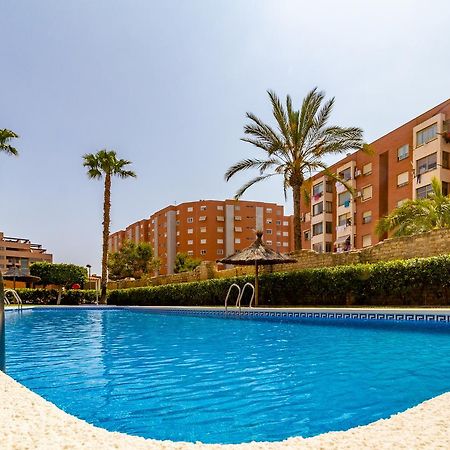 شقة لقنت  في Realrent Puertomar المظهر الخارجي الصورة