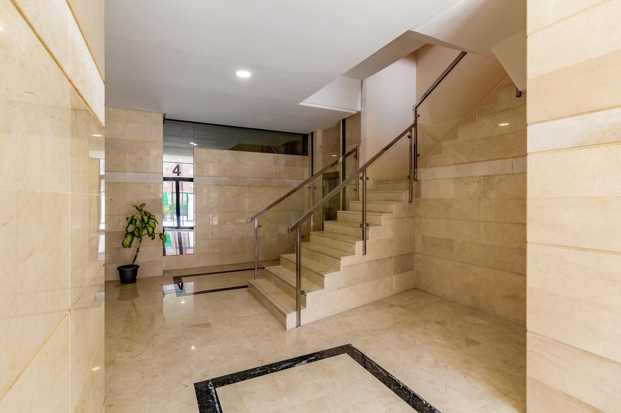 شقة لقنت  في Realrent Puertomar المظهر الخارجي الصورة