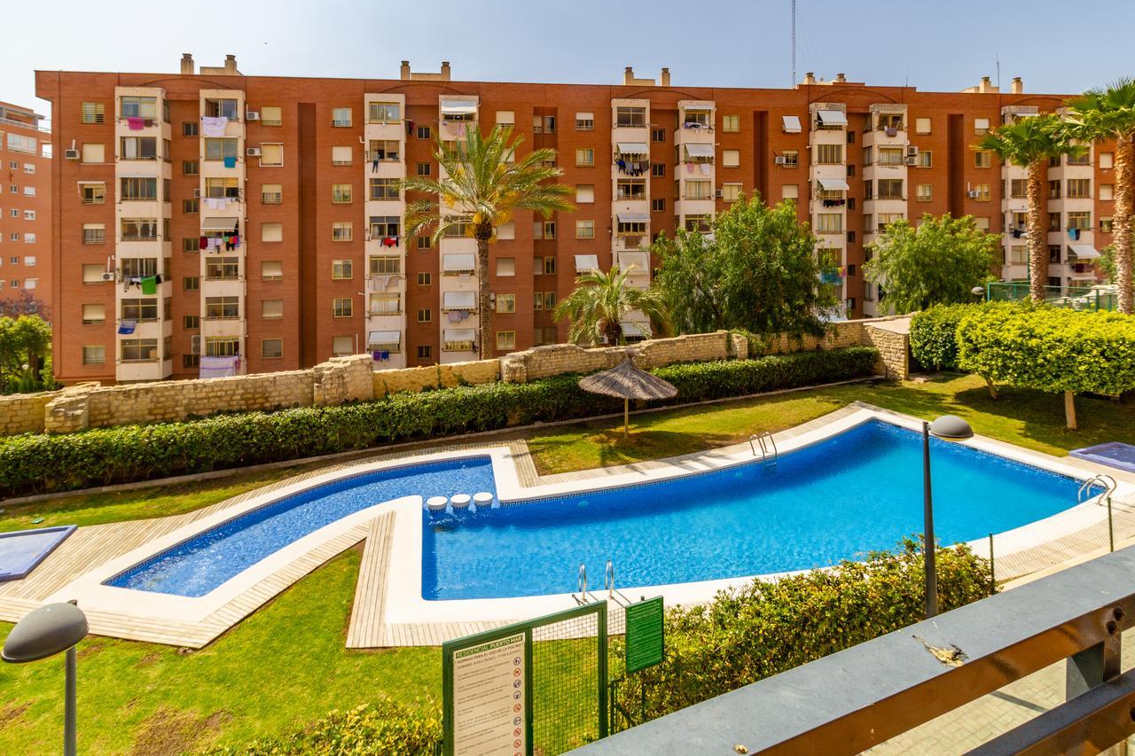 شقة لقنت  في Realrent Puertomar المظهر الخارجي الصورة